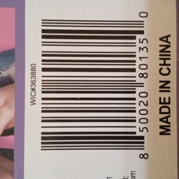 NWT Selfie Creator | Create & Share | Enhance Selfie Game | - Picture 3 of 3